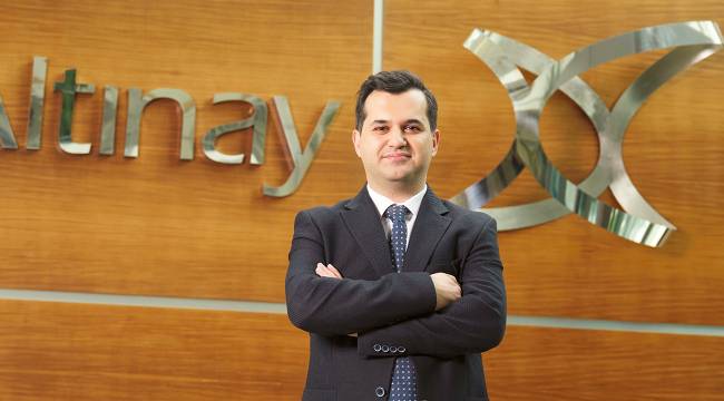 Tarlada çalışan robot üretecek