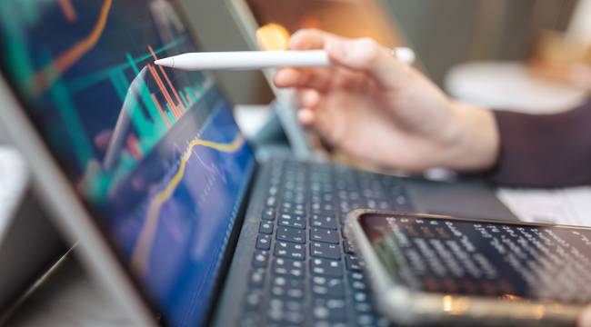 Dalgalı piyasada risklerden nasıl korunmalı?