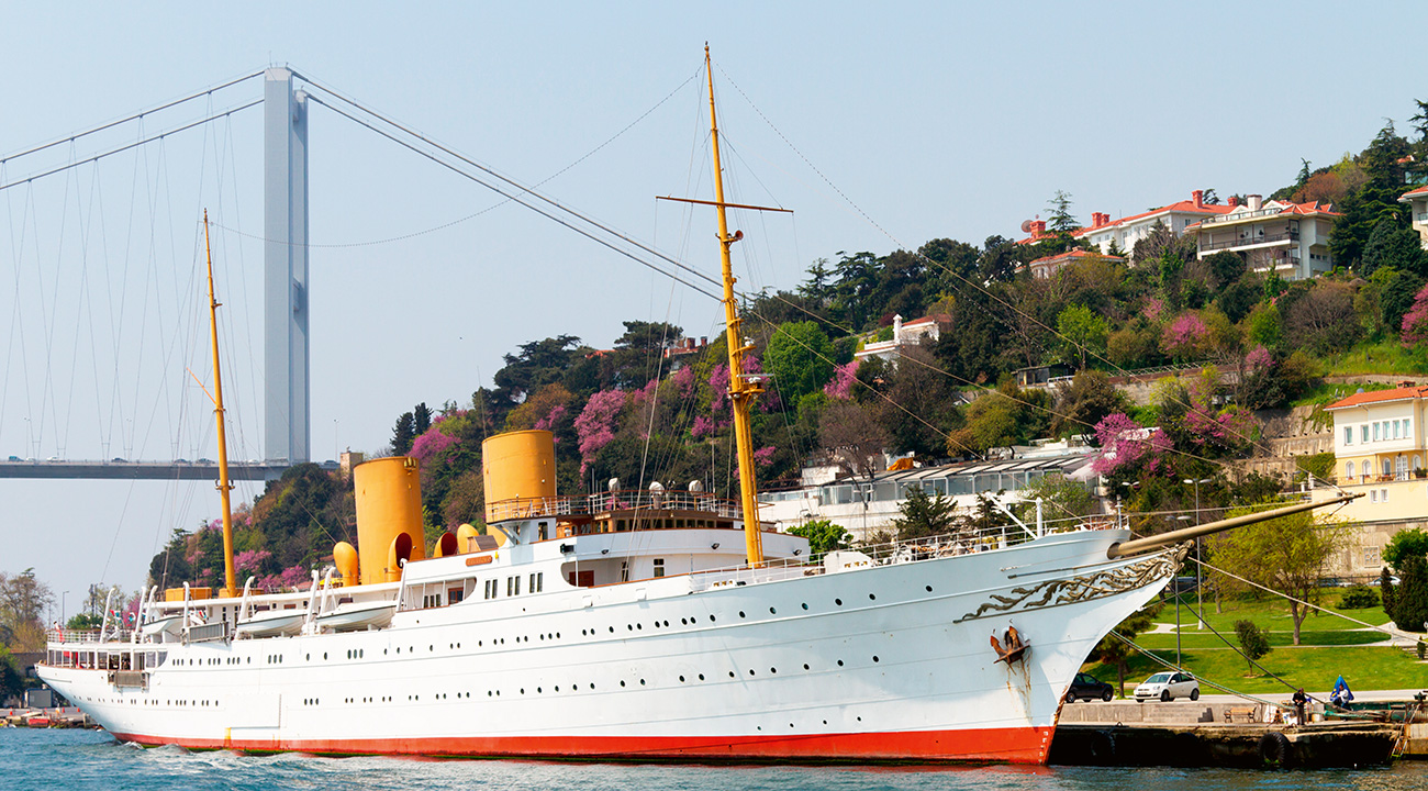 Hurda ve jilete dönüşen tarihi gemilerimiz-4