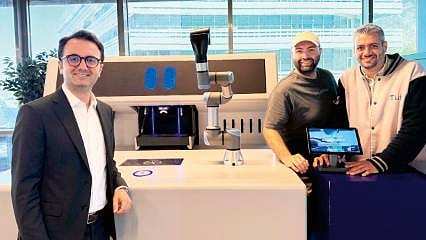 Robotik kahveye fintek dokunuşu