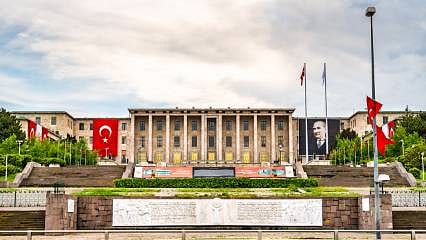 Popüler sözcüklerin patenti kime ait?