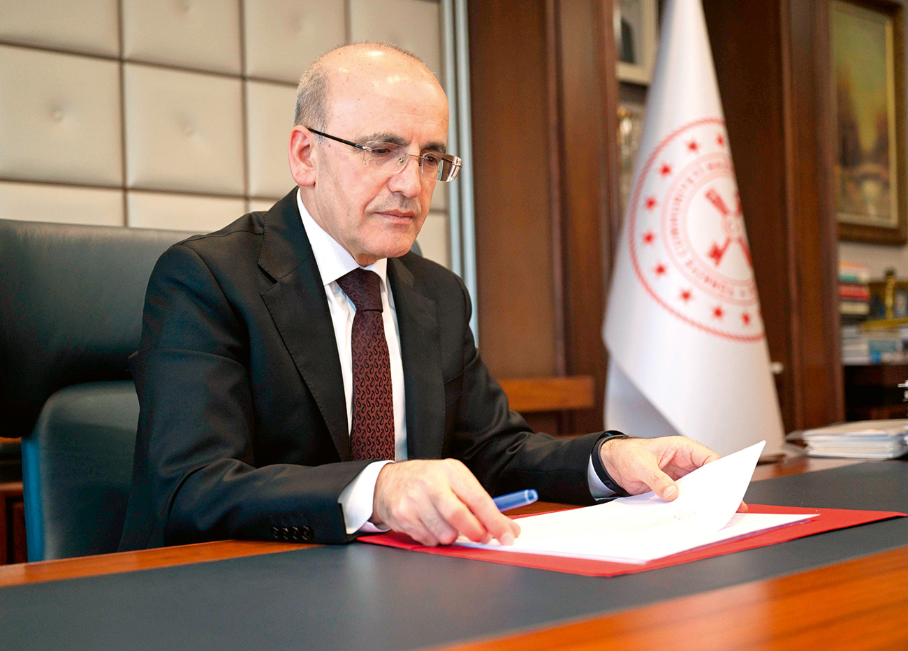 Bakan Şimşek yılın ilk değerlendirmesini Ekonomist Dergisi'ne yaptı-5