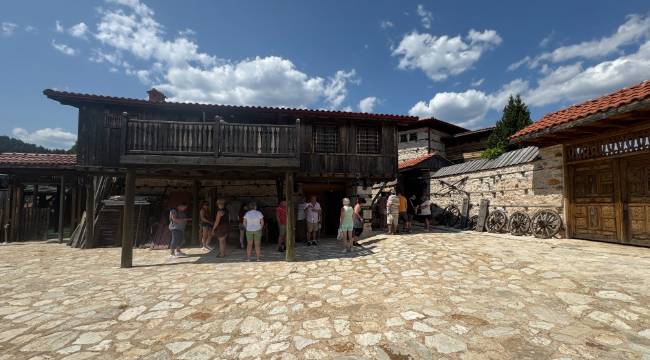‘BAKİR BİR BÖLGE’