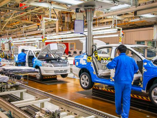 Mercedes, VW… Alman devlerinin karları eridi