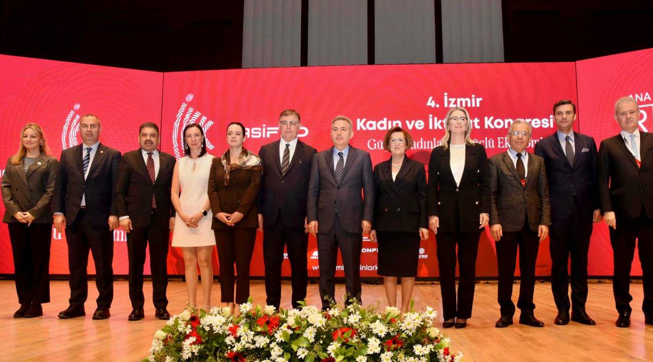 İzmir Kadın Kongresi’nin dördüncüsü yapıldı