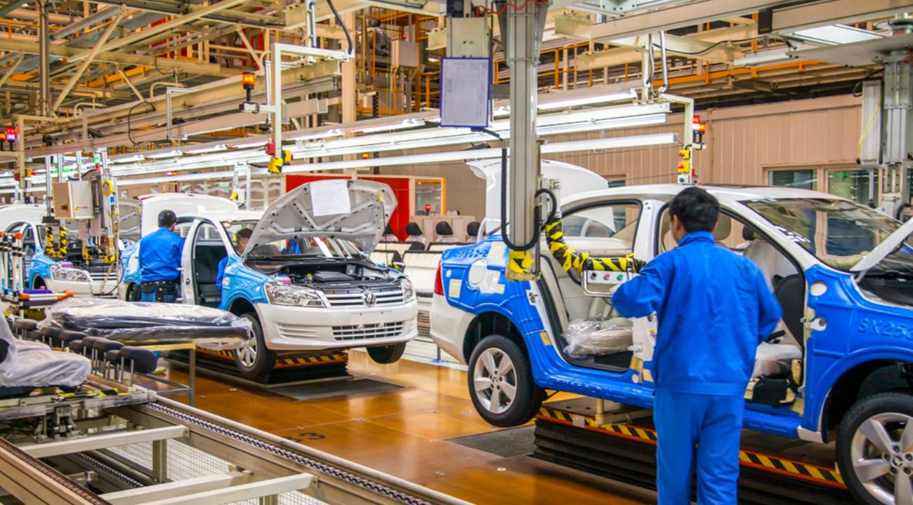 Mercedes, VW… Alman devlerinin karları eridi