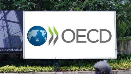 OECD, Türkiye için büyüme tahminini yükseltti