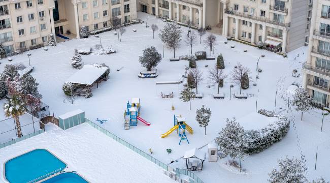 İstanbul'un 9 ilçesinde bugün okullar tatil edildi