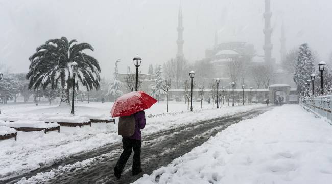 İstanbul’da okullar yarın tatil mi? Vali açıkladı