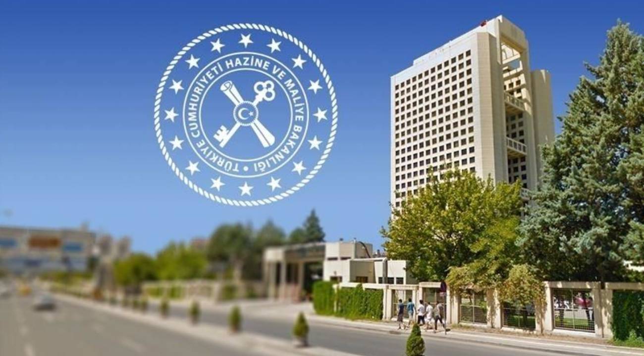 Hazine üç ihalede 97.8 milyar lira borçlandı