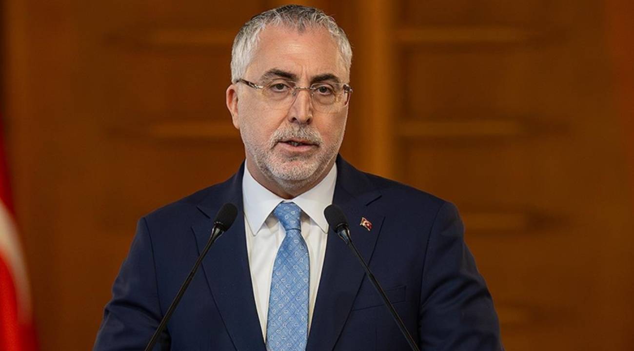 Asgari ücrete 'ara zam’ olacak mı? Bakan açıkladı