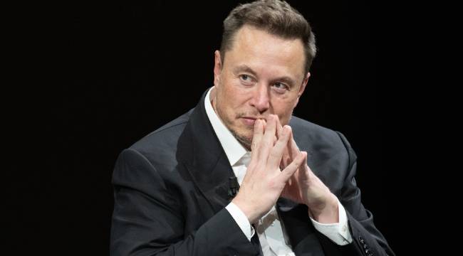 Musk'ın ‘aşırı sağ’ tavırları pahalıya patladı: 100 milyar dolar kayıp