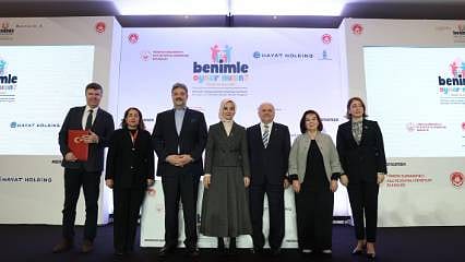 ‘Benimle Oynar Mısın?’ programı ile otizme erken müdahale 