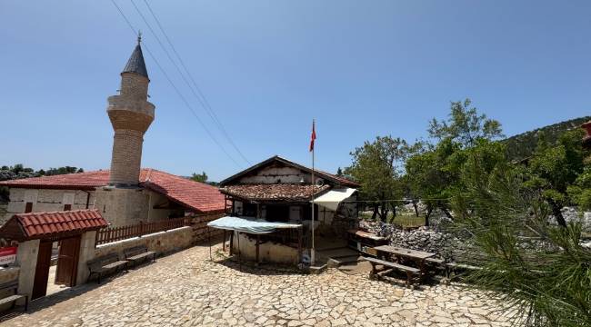 ‘AHŞAP OYMACILIĞIN EN GÜZEL ÖRNEKLERİ BURADA’