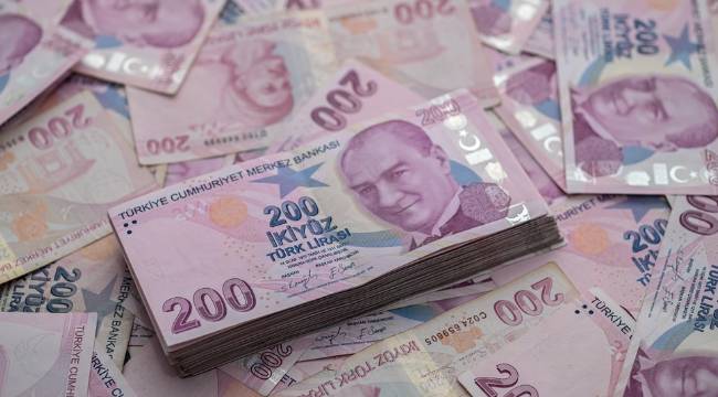 Hazine iki ihalede 102,4 milyar lira borçlandı