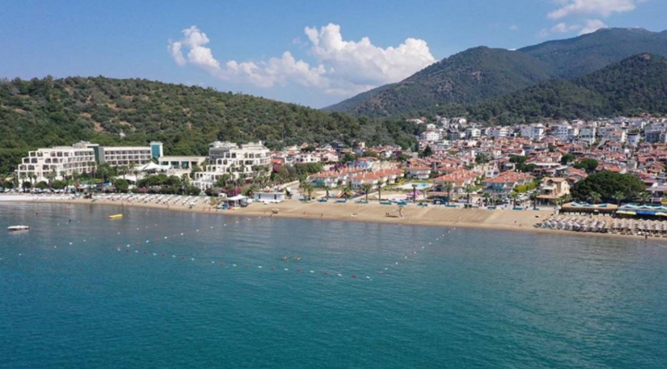 İzmir mavi bayraklı plajlarıyla çevreci turizmde yükseliyor