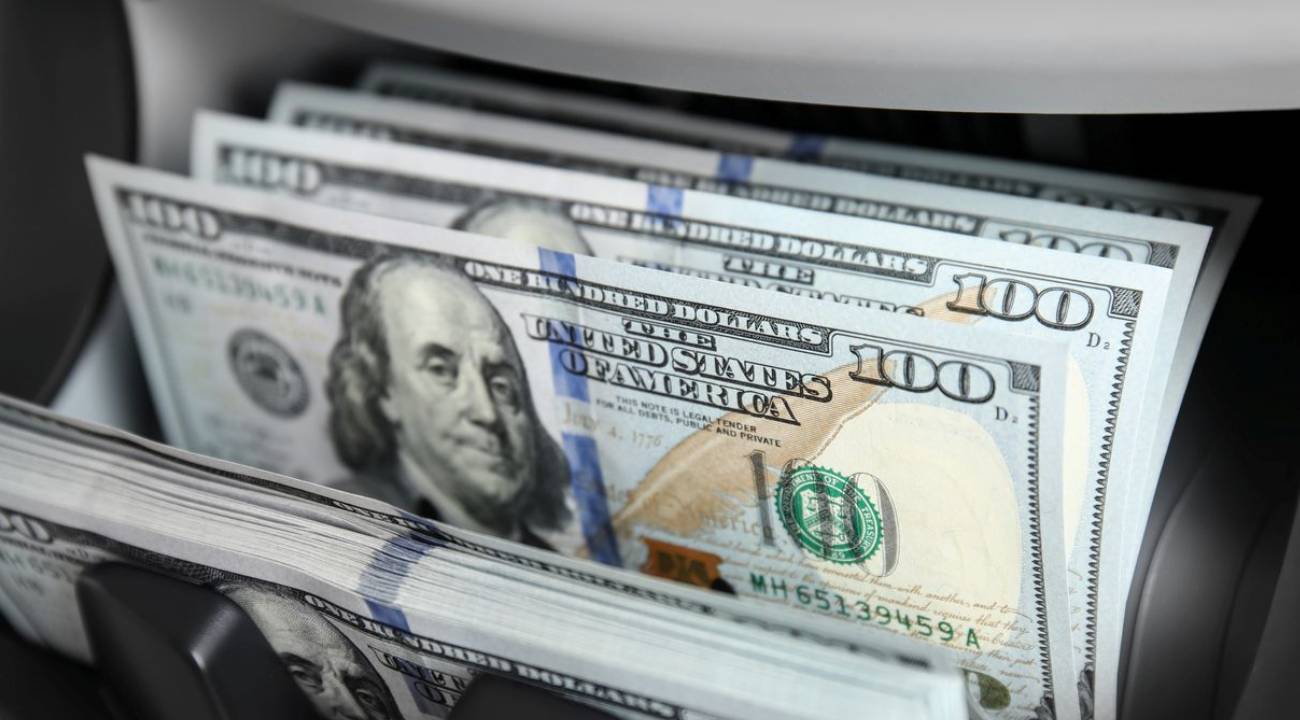 İlk dört ayda 3,3 milyar dolarlık uluslararası doğrudan yatırım girişi