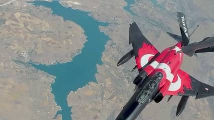 Asenalar Filo böyle görüntülendi: F-16 deposu havada 3 dakikada doluyor