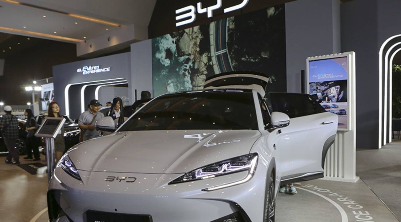 Çinli BYD Avrupa'da ilk kez Tesla'yı solladı