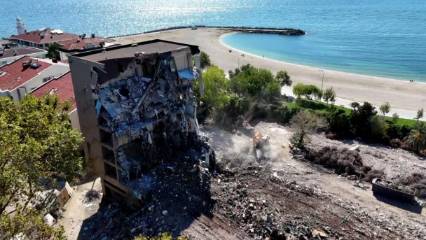 Yeşilçam'dan siyasete ünlü konuklar ağırladı: İlk yerli 5 yıldızlı otel yıkılıyor