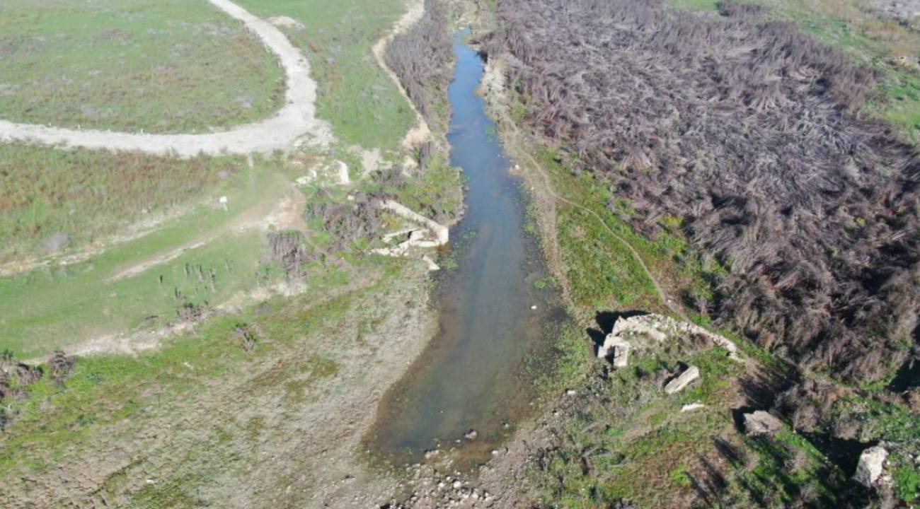 İzmir'in su krizi derinleşiyor: Balçova ve Gördes Barajları kurudu, kesintiler art arda geliyor