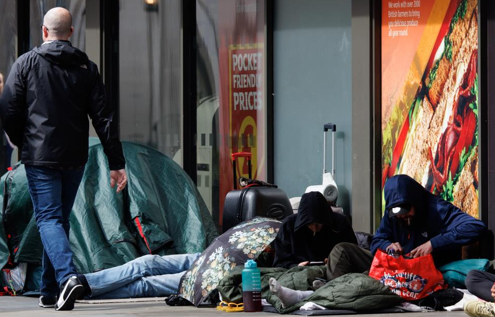 Shelter raporladı: Artan barınma masrafları 382 bin kişiyi evsiz bıraktı-1