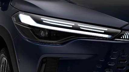 Yeni Toyota Corolla Cross'un ilk görüntüleri paylaşıldı