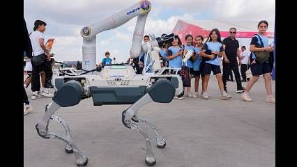 Jandarmanın yeni yardımcısı 'Robot Köpek': Patlayıcı madde tespiti ve imhası... İşte özellikleri