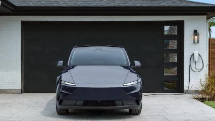 Tesla'dan erişilebilir hamle: İşte yeni Model Y standard'ın gizlenen "eksiklikleri"