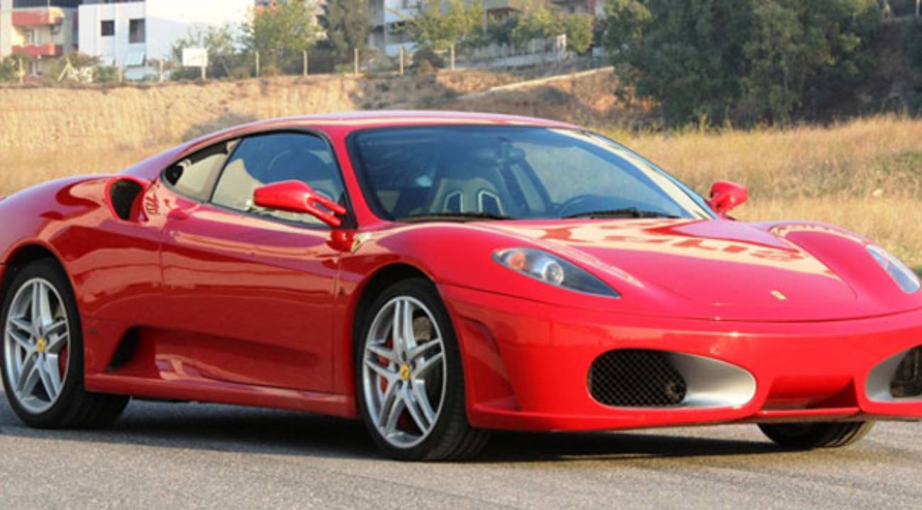 Maliyenin radarına girdi: "T" plakalı Ferrari