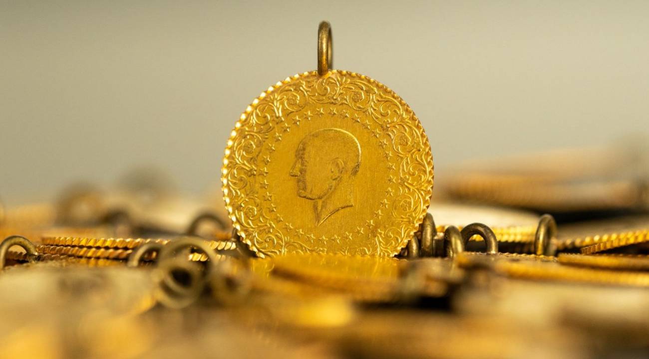 ALTIN FİYATLARI SON DURUM | Çeyrek altın ve gram altın bugün ne kadar? Altın fiyatlarında yükseliş veya düşüş var mı? İşte piyasalardaki son değerler