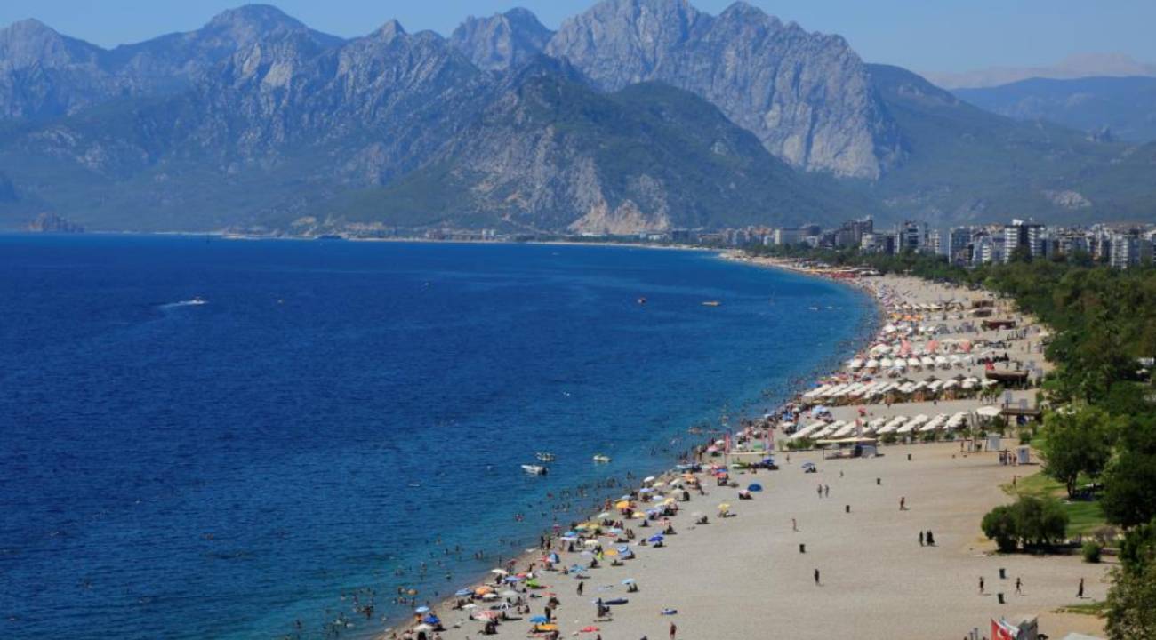 Antalya’ya 8 ayda 11,7 milyon ziyaretçi