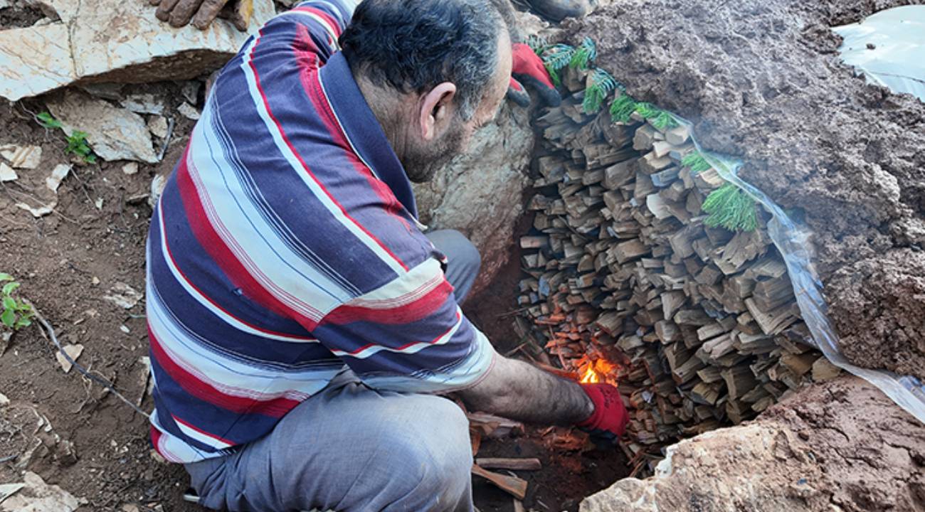 Ateş nöbeti tutuluyor... 3 saatte bir kuyu kontrol ediliyor