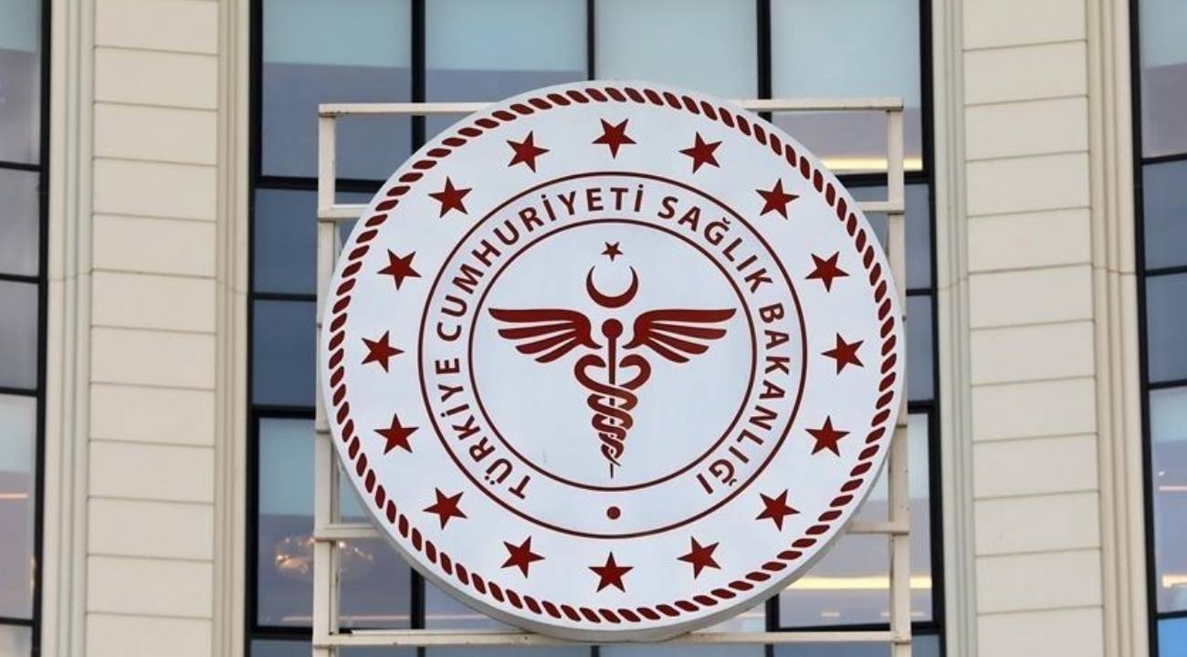 Sağlık Bakanlığı, 15 bin 342 sözleşmeli personel ve 3 bin 658 sürekli işçi alacak... İşte tarihler ve branşlar