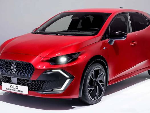 Renault Clio yenilendi: Daha büyüdü, daha güçlendi ve hibrit oldu