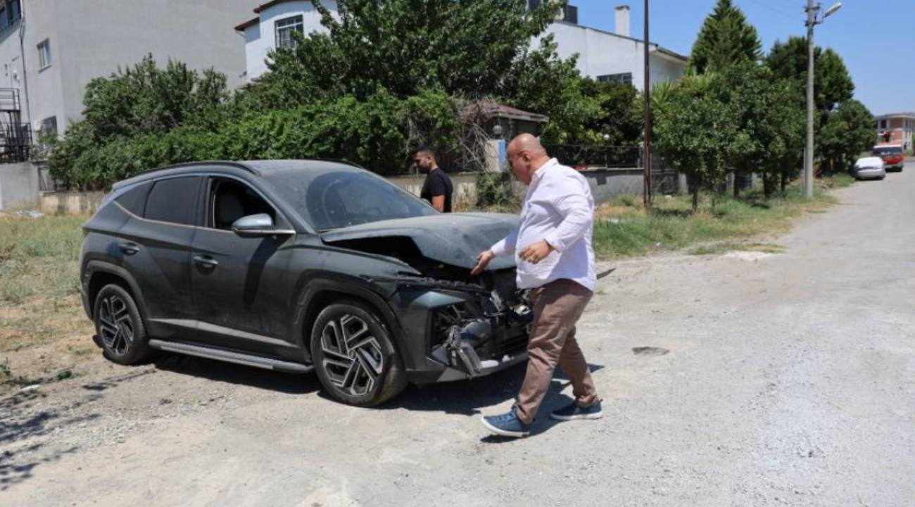 Sıfır kilometre araçla kaza yaptı: Hava yastıkları açılmadı, 5 milyonluk dava açtı