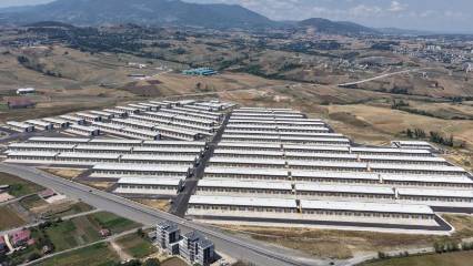 Dev proje hayata geçiyor, esnaf taşınıyor
