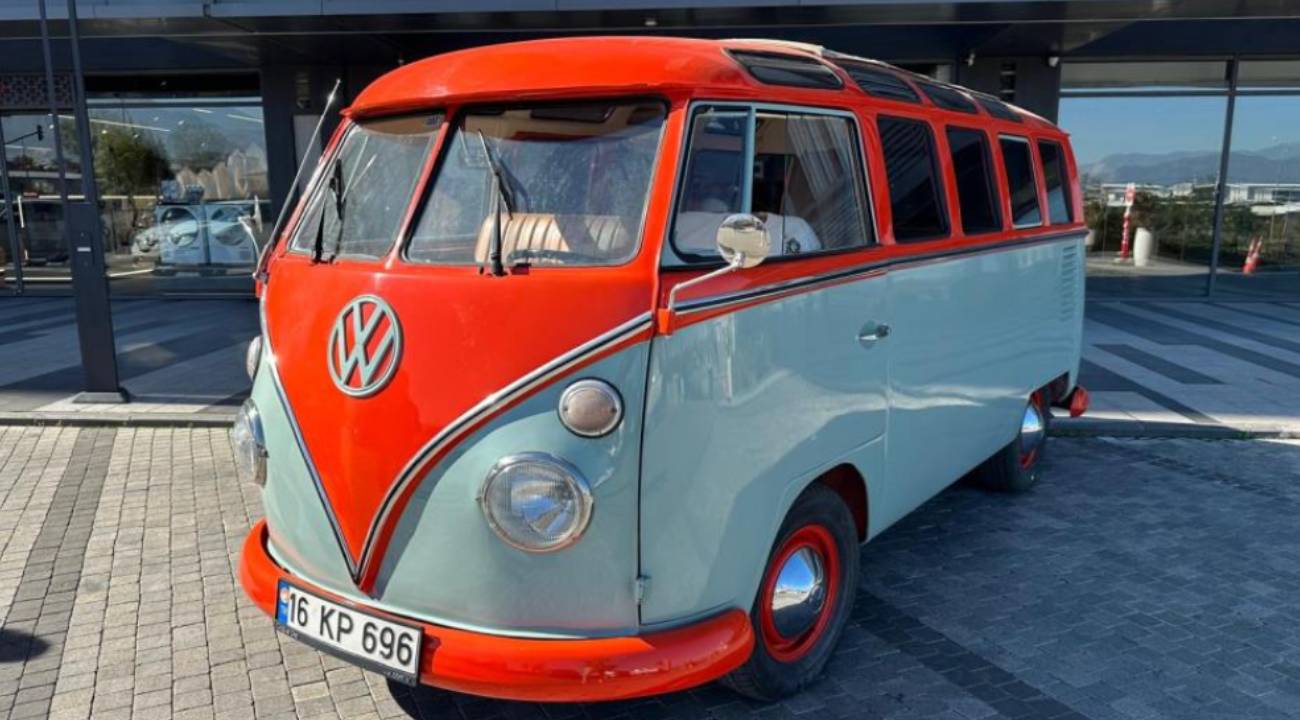 Dünyada nadir, Türkiye'de tek: 1966 model 21 camlı Samba