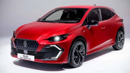 Renault Clio yenilendi: Daha büyüdü, daha güçlendi ve hibrit oldu