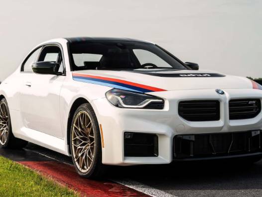 BMW 2002 ruhu yeniden hayat buldu: M2 Turbo geri dönüyor... İşte fiyatı ve özellikleri