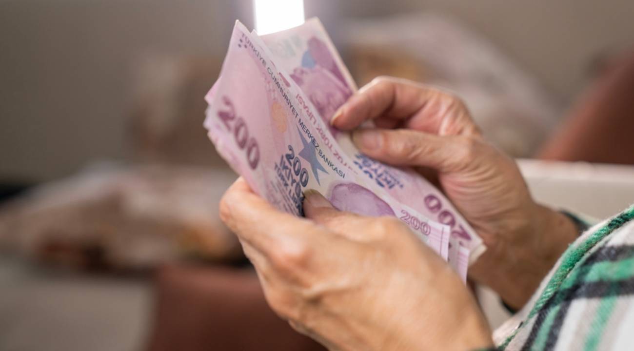 2025 Kurban Bayramı Emekli İkramiyesi Ne Zaman Yatacak? 4 Bin TL İkramiye Takvimi Bekleniyor!