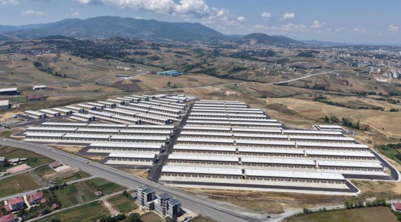 Dev proje hayata geçiyor, esnaf taşınıyor