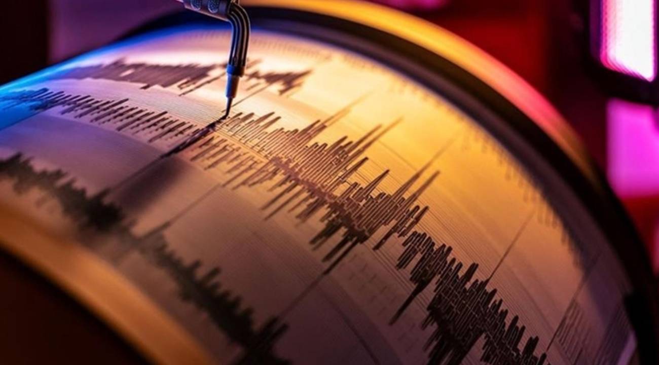 Ege Denizi'nde 5 büyüklüğünde deprem