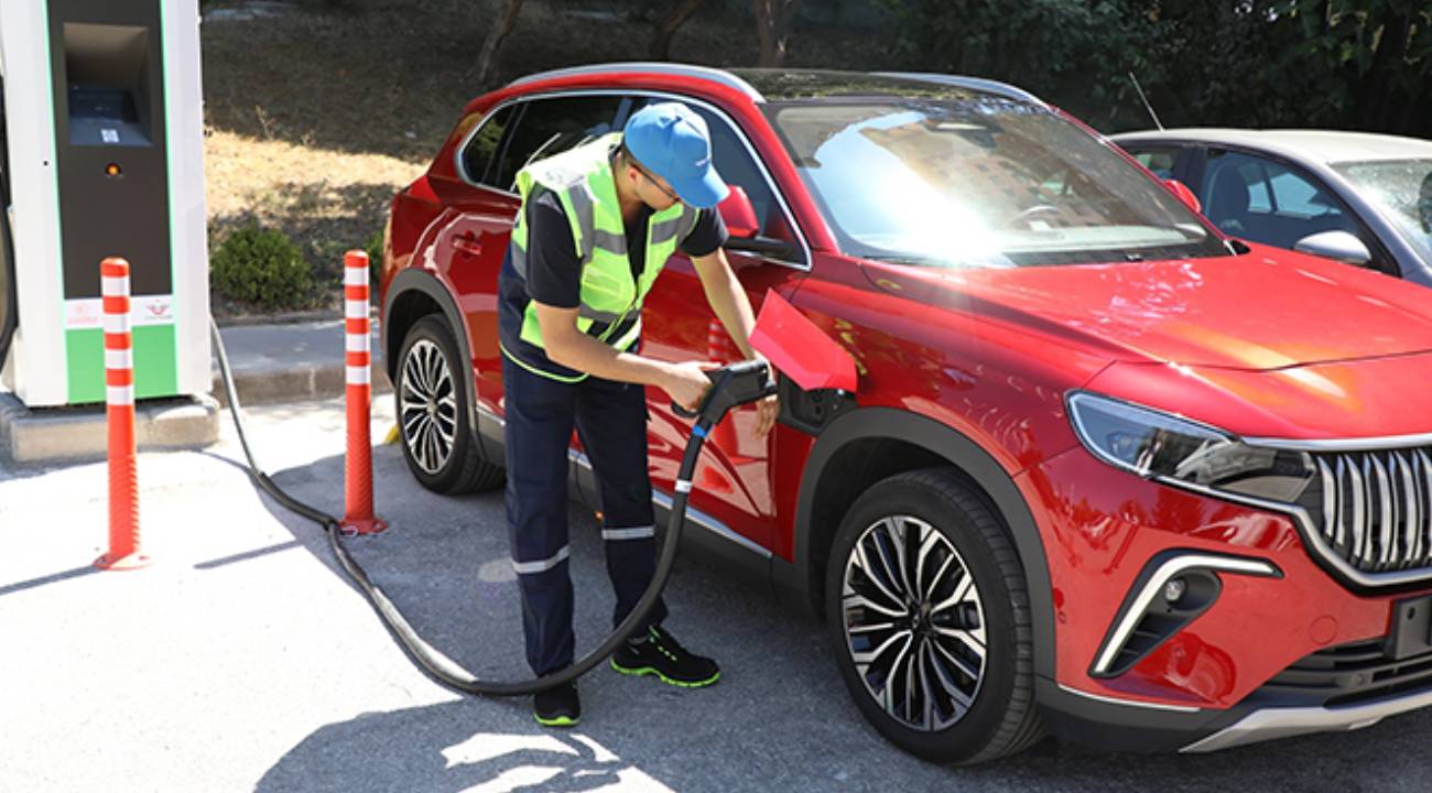 Türkiye'de kaç adet elektrikli şarj istasyonu var? Güncel rakam açıklandı, İstanbul dikkat çekti