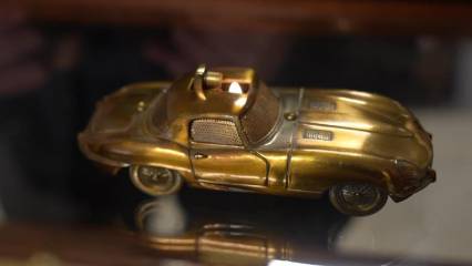 100 bin liralık çakmaklardan asırlık biblolara: 1,5 yılda 2 bin parçalık koleksiyon