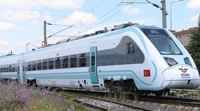 Hem hızlı hem konforlu: İşte saatte 240 KM hıza ulaşan milli trenin özellikleri