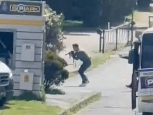 İsrail Konsolosluğu önünde çatışma: 3 terörist etkisiz hale getirildi