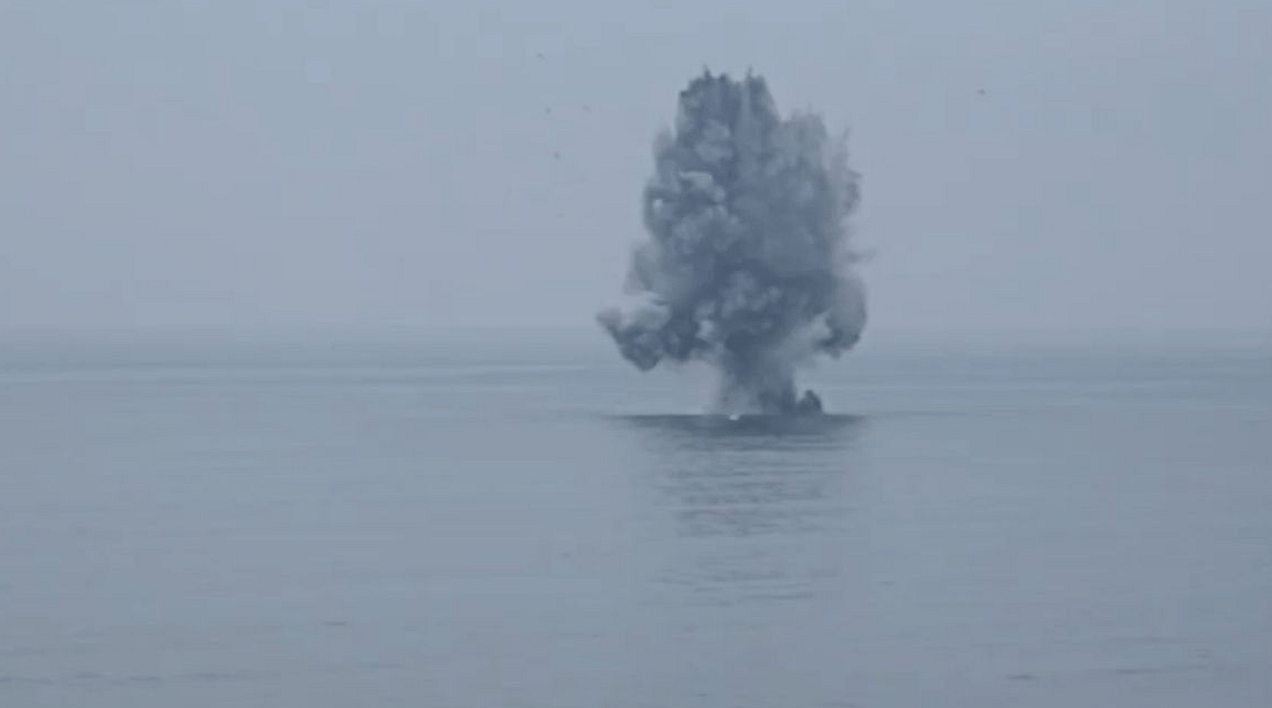 Ünye'de 'SAS' operasyonu: Kıyıya vuran mühimmat yüklü araç patlatıldı-2