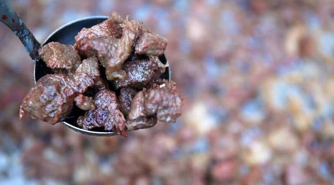 Kurban Bayramı'nda aşırı et tüketimi sağlık sorunlarını tetikleyebilir