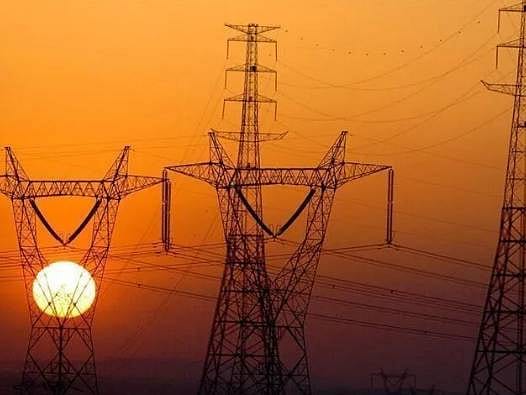 Enerjide kurulu gücümüz büyüyor: Güneş ve rüzgarın payı yüzde 33,8 oldu